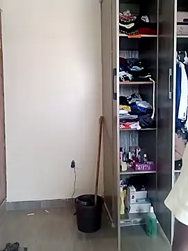 kelsie421 online show from February 2, 6:04 am