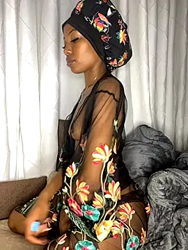 kelsie421 online show from October 19, 9:26 pm