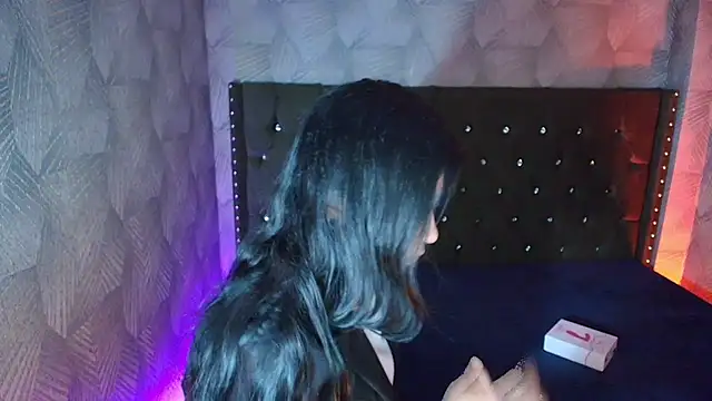 Snapshot of AnnaliOlsenX chatting on July 8, 6:23 pm AnnaliOlsenX online show from July 8, 6:23 pm