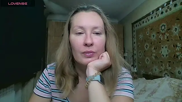 AnnaXLovers online show from September 12, 8:58 am