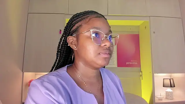 tamaraa smiith online show from February 24, 7:34 pm