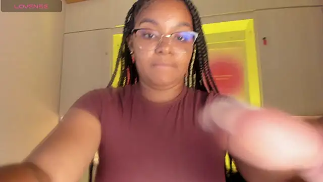 tamaraa smiith online show from June 10, 7:57 pm