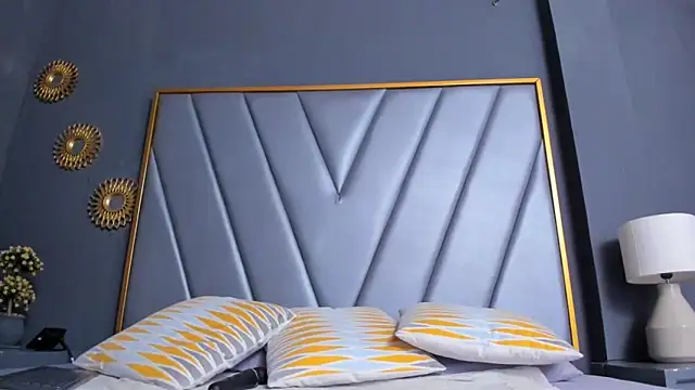 BrendaAdams  online show from September 11, 10:48 am