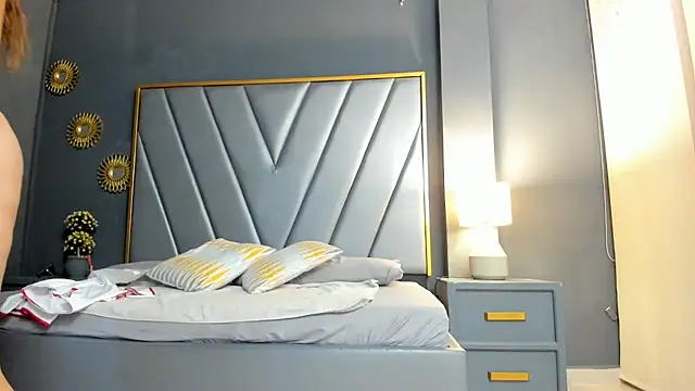 BrendaAdams  online show from November 9, 10:57 am