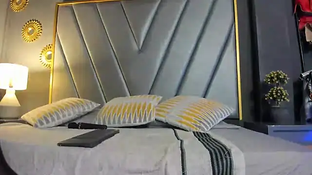 BrendaAdams  online show from July 6, 11:18 am