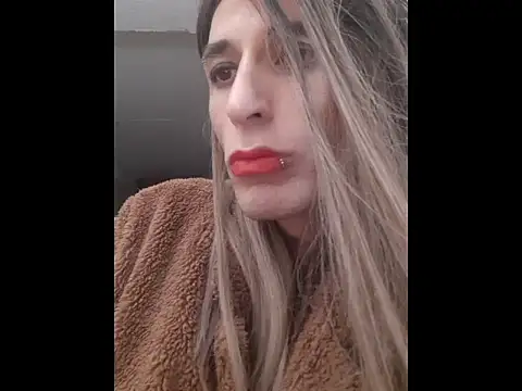 Snapshot of VanillaSeXy chatting on October 19, 9:10 am VanillaSeXy online show from October 19, 9:10 am