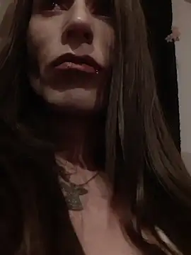 Snapshot of VanillaSeXy chatting on November 11, 2:33 am VanillaSeXy online show from November 11, 2:33 am