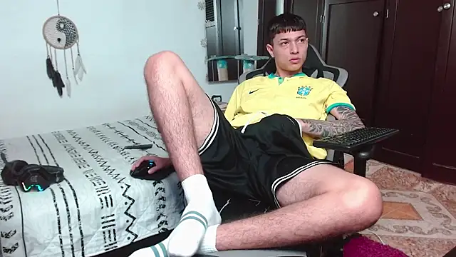 aaron blug online show from December 21, 12:53 am