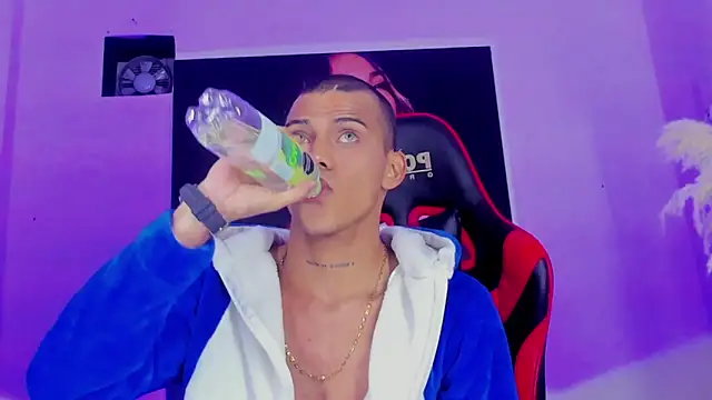 Snapshot of visaelX chatting on January 24, 4:06 pm visaelX online show from January 24, 4:06 pm