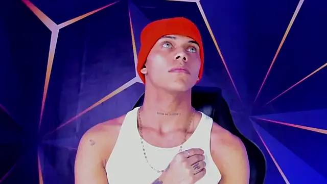 Snapshot of visaelX chatting on January 27, 12:33 am visaelX online show from January 27, 12:33 am