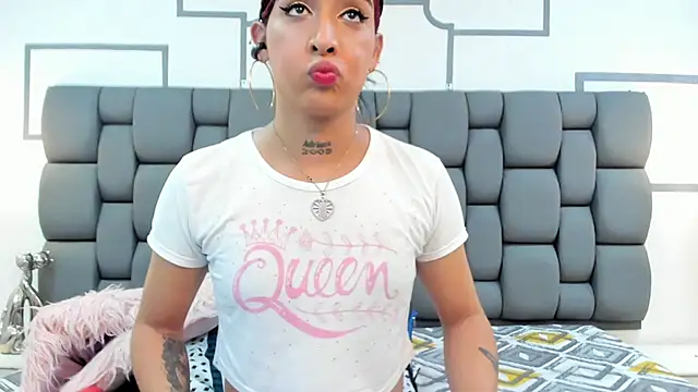 Snapshot of Derek_and_Skarlet chatting on September 9, 3:00 pm Derek and Skarlet online show from September 9, 3:00 pm