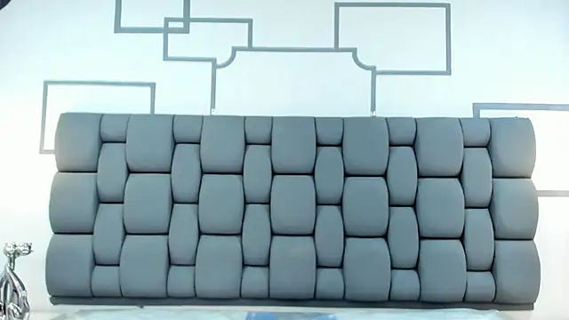 Snapshot of Derek_and_Skarlet chatting on September 15, 3:34 pm Derek and Skarlet online show from September 15, 3:34 pm