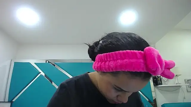  Miaaleon online show from March 13, 4:12 pm