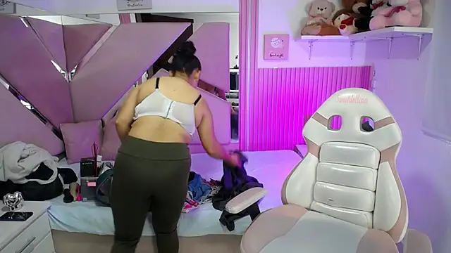  Miaaleon online show from October 14, 12:50 pm