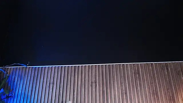 Snapshot of DilanJonnes_ chatting on February 7, 9:58 pm DilanJonnes  online show from February 7, 9:58 pm