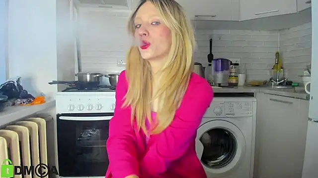  Alice Kitty online show from December 2, 6:20 am