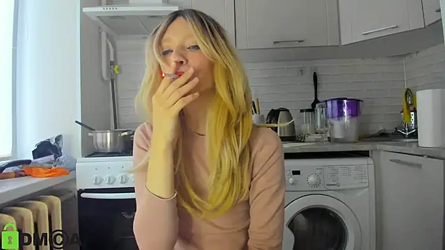  Alice Kitty online show from December 5, 8:33 am