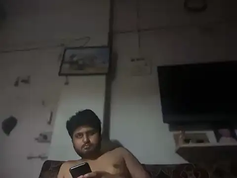 RyanHoran69xh online show from May 21, 7:32 pm