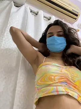 samayra124 online show from July 11, 11:35 am