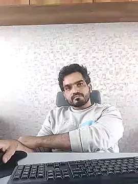 indianguy89 online show from January 4, 9:00 am