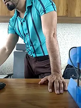 indianguy89 online show from March 11, 10:10 am