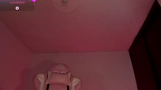 Snapshot of Veronicajazz chatting on December 12, 3:59 pm Veronicajazz online show from December 12, 3:59 pm