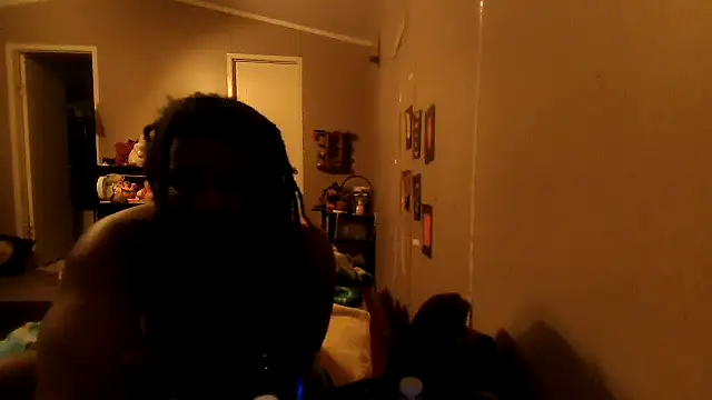 EbonyFetishQueen online show from March 11, 4:18 am