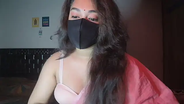 Most-Beautiful-Queen online show from December 3, 7:34 pm