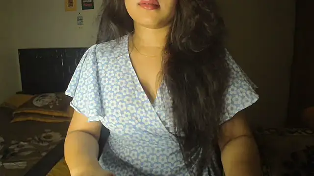 Most-Beautiful-Queen online show from February 17, 4:35 pm