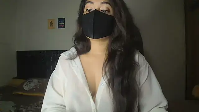 Most-Beautiful-Queen online show from March 4, 9:37 am