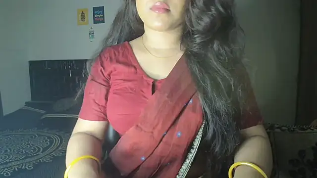 Most-Beautiful-Queen online show from April 25, 7:33 pm