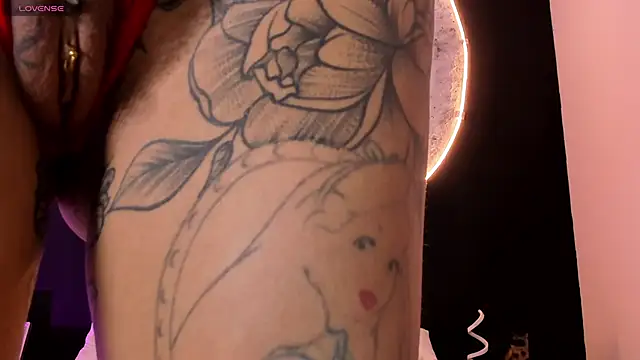 GinebraaFox  online show from March 4, 5:45 pm