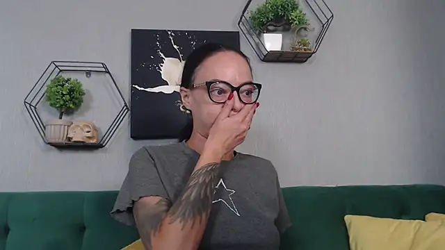 IzabelllNoir online show from September 16, 8:59 am