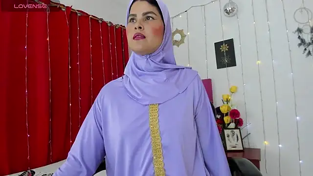 AishaAmin  online show from October 15, 12:16 pm