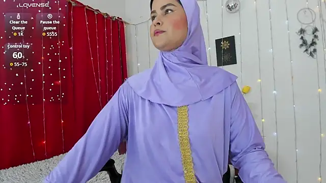 AishaAmin  online show from November 20, 12:16 pm