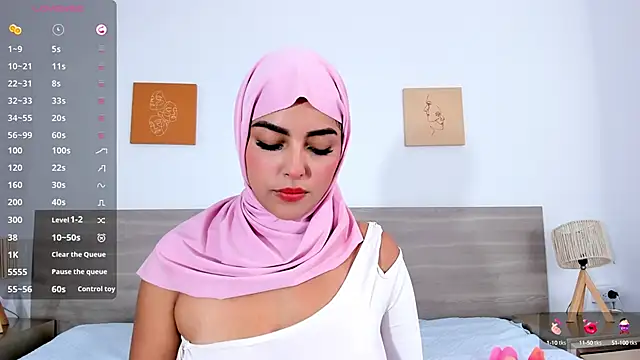 Lea nahid online show from September 18, 7:38 pm