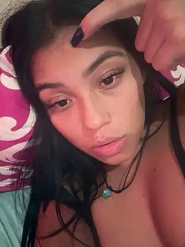 Snapshot of Ceninth chatting on November 18, 6:23 pm Ceninth online show from November 18, 6:23 pm