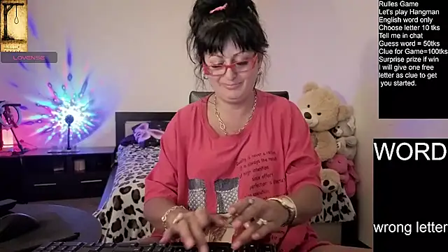 YourDreamLoverr online show from July 25, 11:13 pm