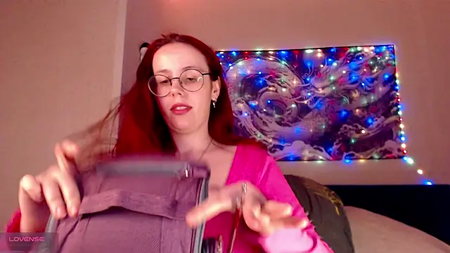 Snapshot of VanessaLincum chatting on November 21, 7:07 am VanessaLincum online show from November 21, 7:07 am