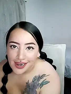 Snapshot of kirara_dirty chatting on February 11, 4:33 am kirara dirty online show from February 11, 4:33 am