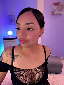 Sara LipsX online show from April 29, 11:55 pm