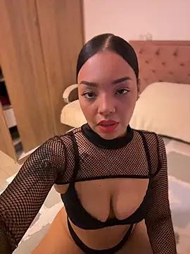 Sara LipsX online show from June 14, 2:24 am