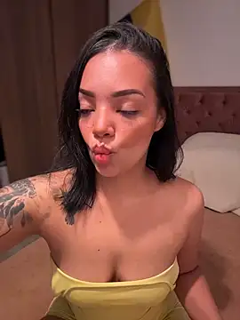 Sara LipsX online show from June 28, 12:38 am