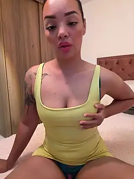 Sara LipsX online show from July 16, 11:33 pm