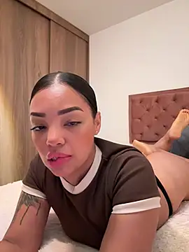 Sara LipsX online show from July 18, 1:21 am