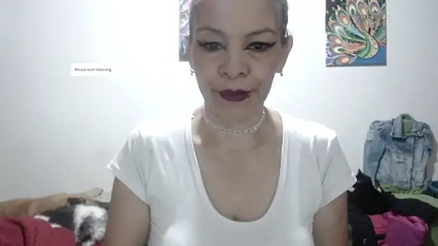 electra-mommy online show from March 11, 1:39 pm