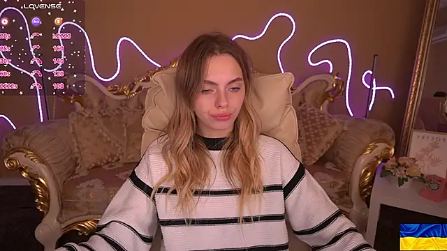 ChloeBrightt online show from October 23, 8:29 pm