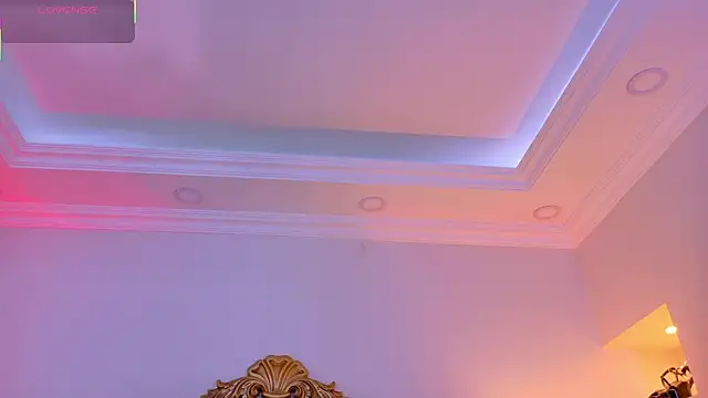 AdelinaVans online show from June 18, 10:41 am