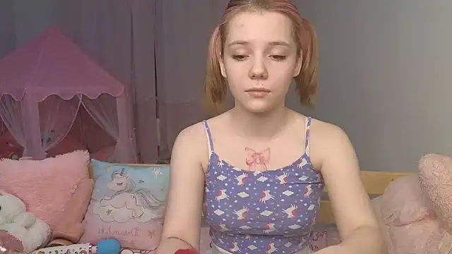 PrincessLittleKiki online show from February 17, 5:08 pm