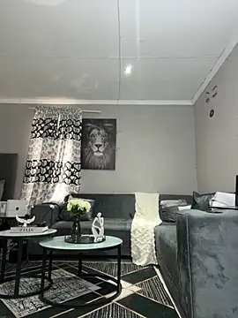 Bootyfulbarbiie online show from December 28, 7:55 am